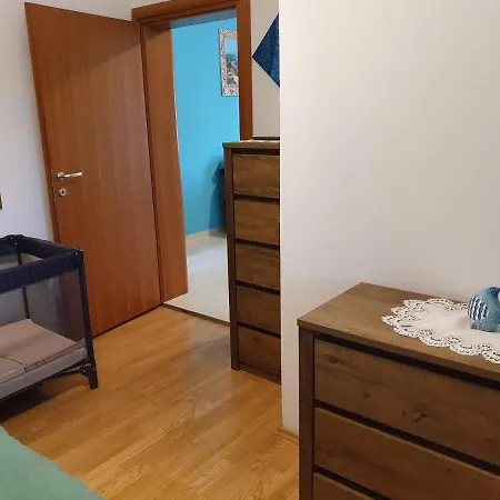 Vila Leona Apartment *