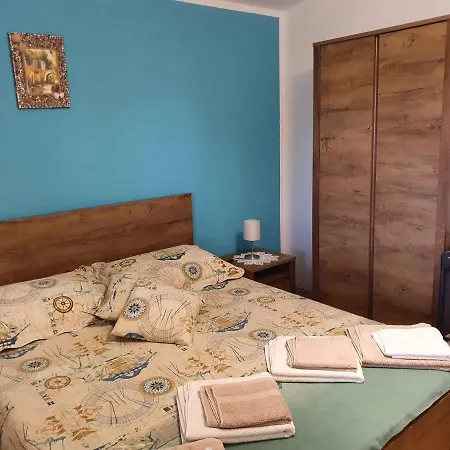 Vila Leona Apartment